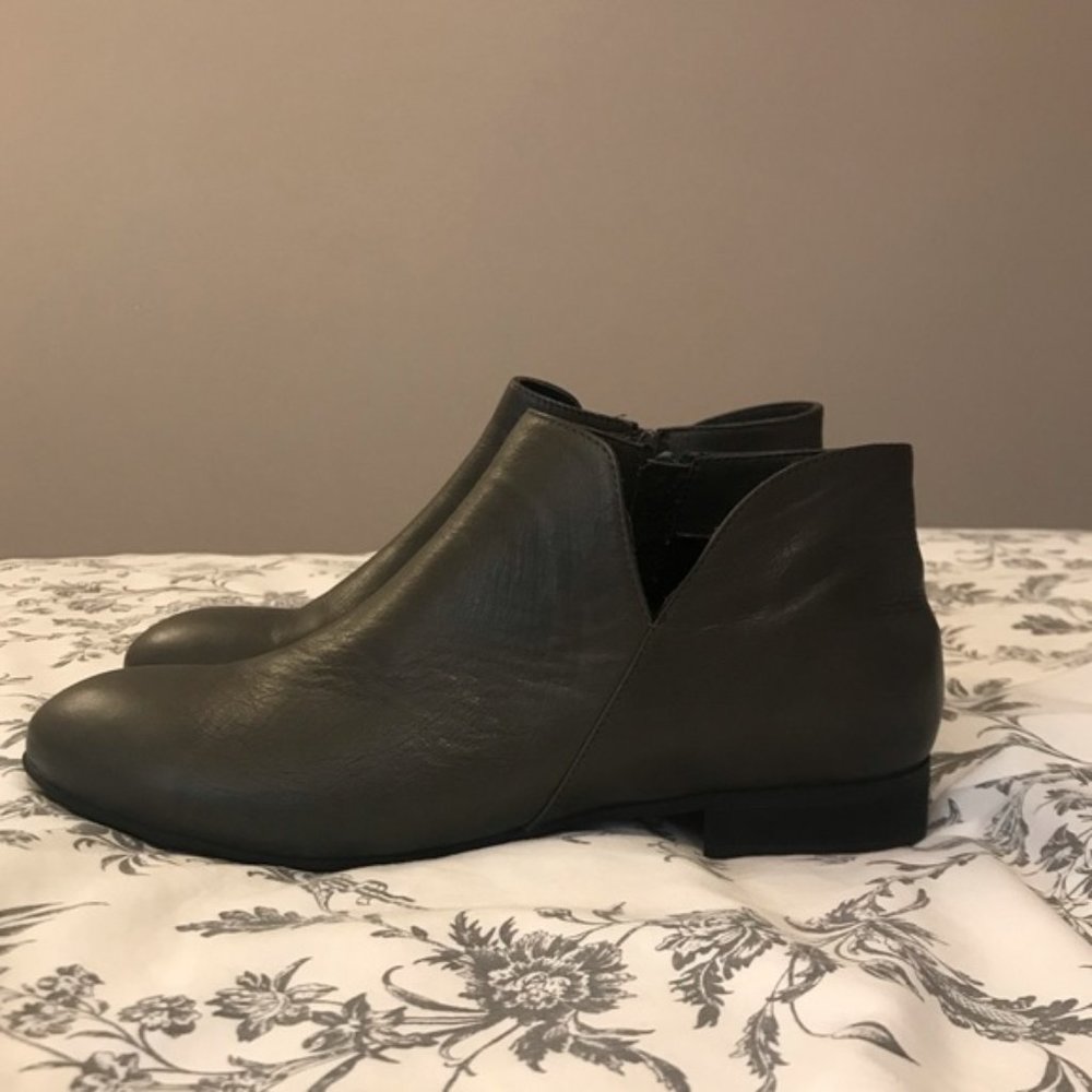 Brand new - Bueno boots